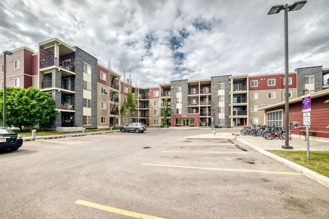 106 5 Saddlestone Way Ne, Calgary