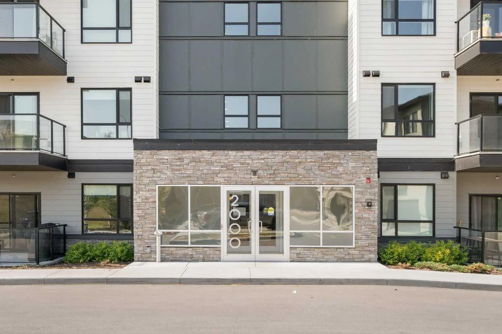 2310 42 Cranbrook Gardens Se, Calgary