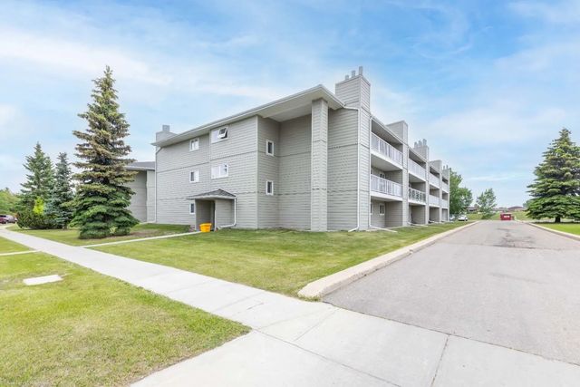 309 3007 57a Avenue , Lloydminster