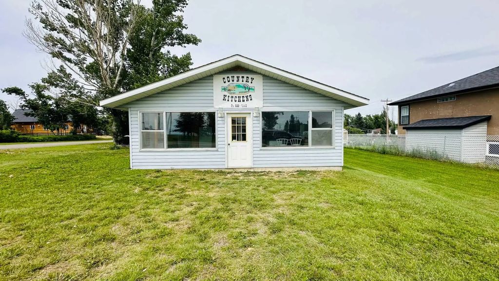 103 1 Street W  , Munson