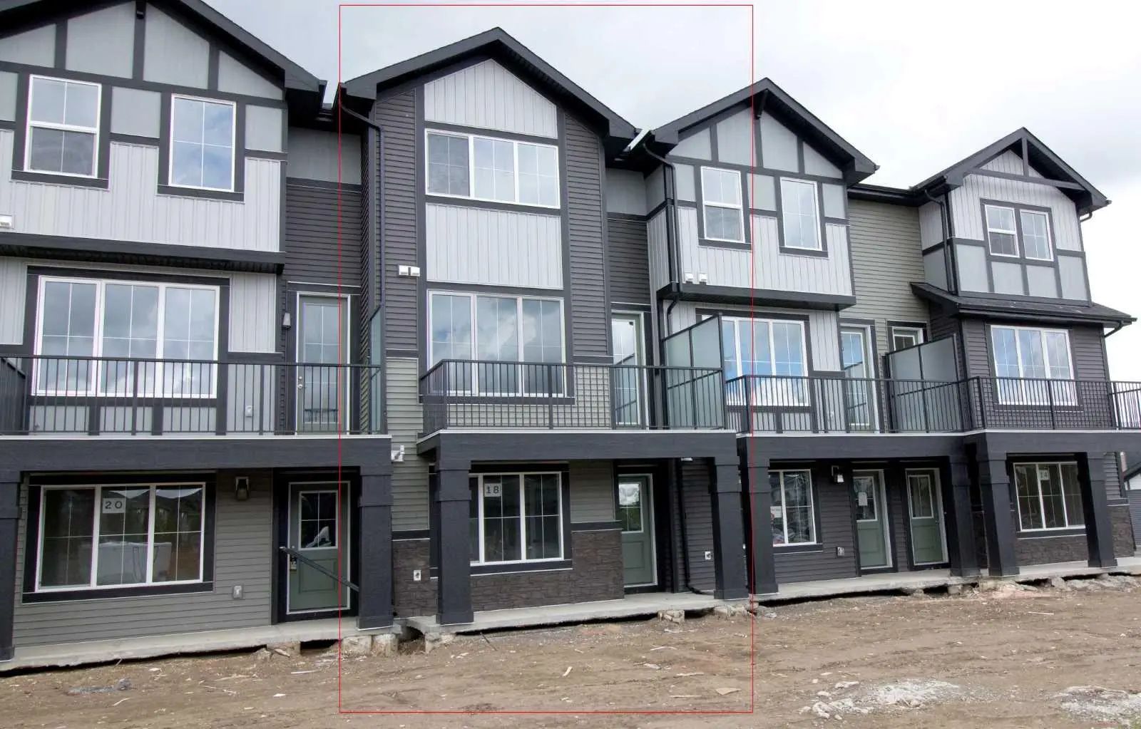 18 Sundown Place , Cochrane
