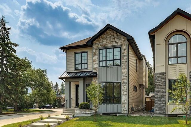 1603 42 Avenue Sw, Calgary
