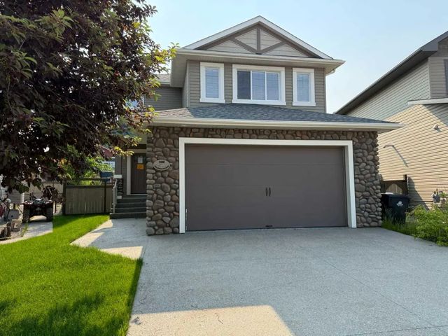 105 Wolf Willow Cove , Hinton