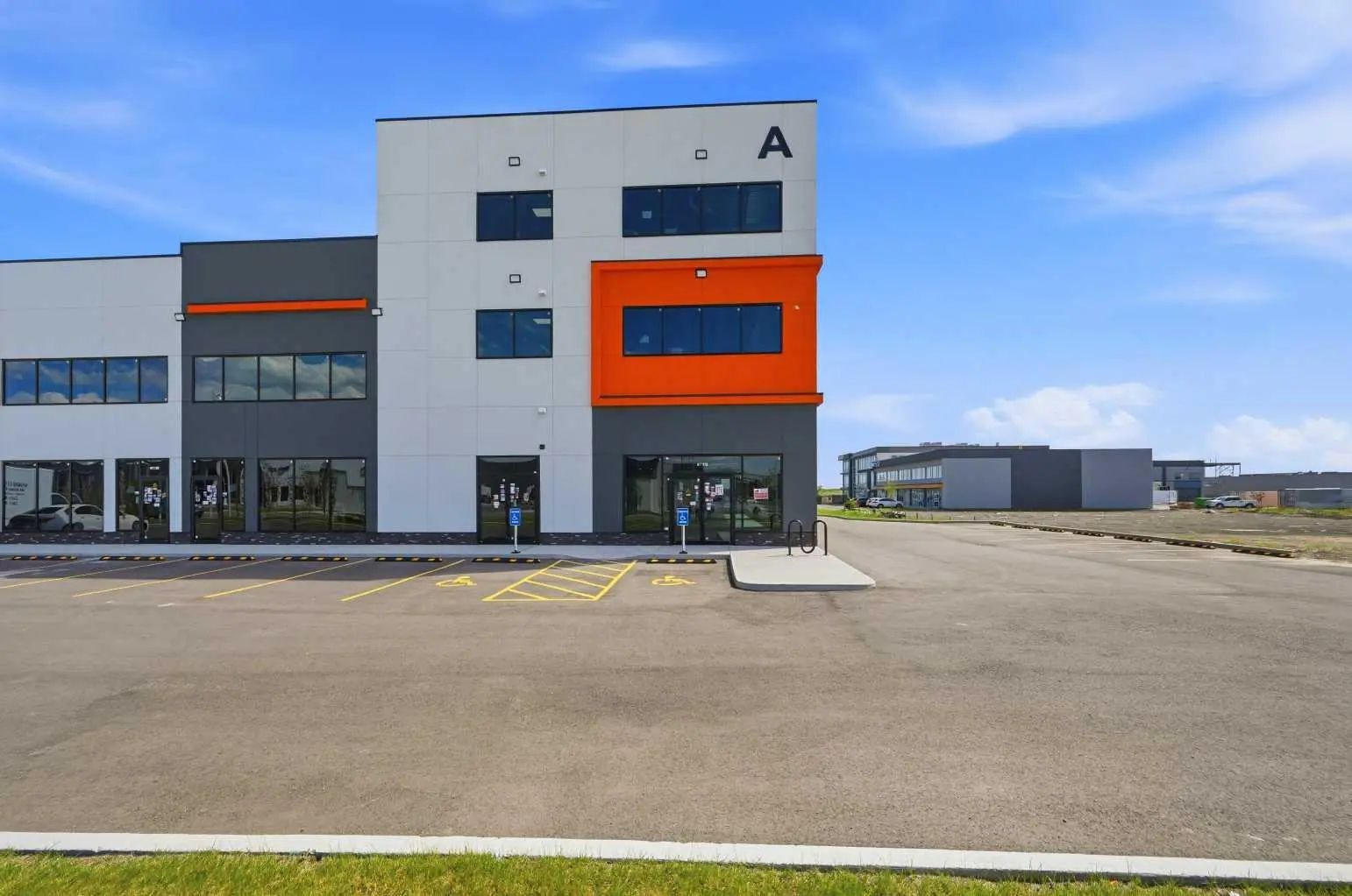 1210 4117 109 Avenue Northeast, Calgary – Commercial Industrial Listing Photo 4