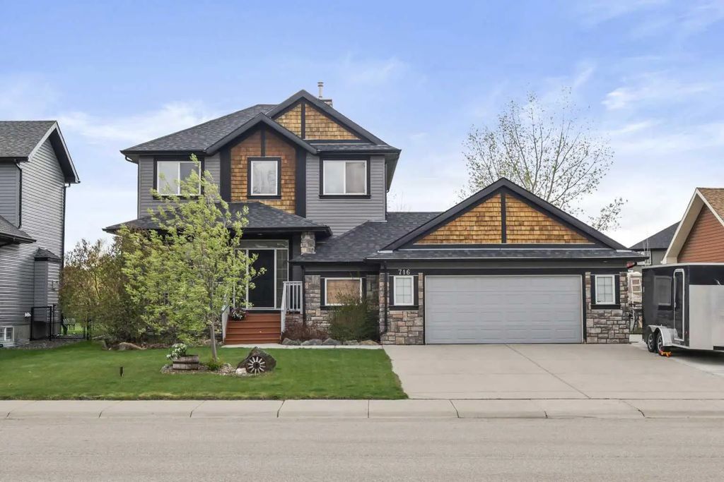 716 Boulder Creek Drive Se, Langdon