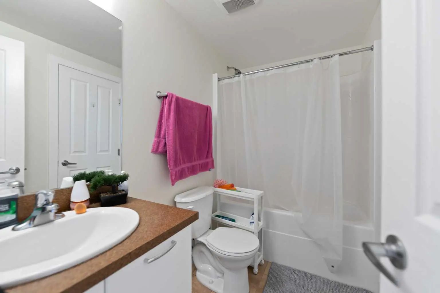 211 3830 Brentwood Road Northwest, Calgary – Residential Apartment Listing Photo 11