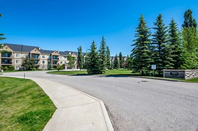 333 52 Cranfield Link Se, Calgary