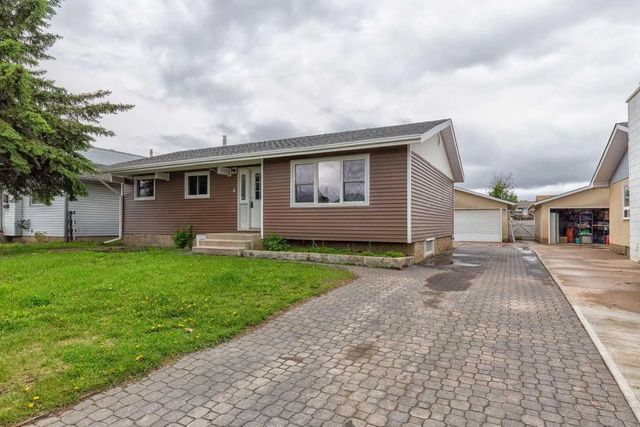 4 Mcleod Street , Fort McMurray