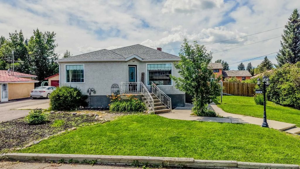 234 S 100 W  , Raymond