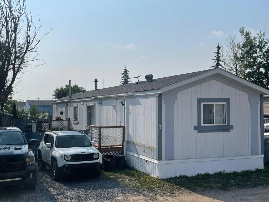3 Evergreen Village , Whitecourt