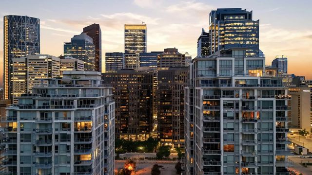 544 222 Riverfront Avenue Sw, Calgary