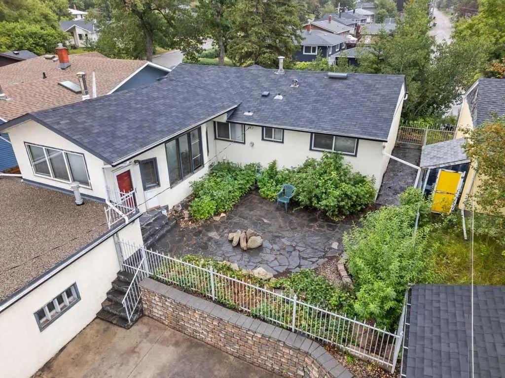 28 Franklin Drive Southeast, Calgary – Residential Detached Listing Photo 6