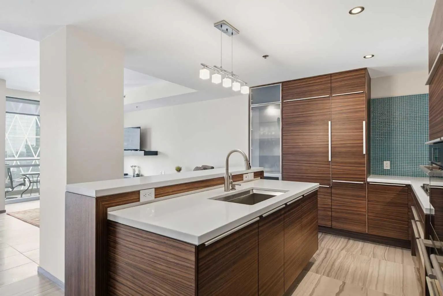 1702 108 9 Avenue Southwest, Calgary – Residential Apartment Listing Photo 11