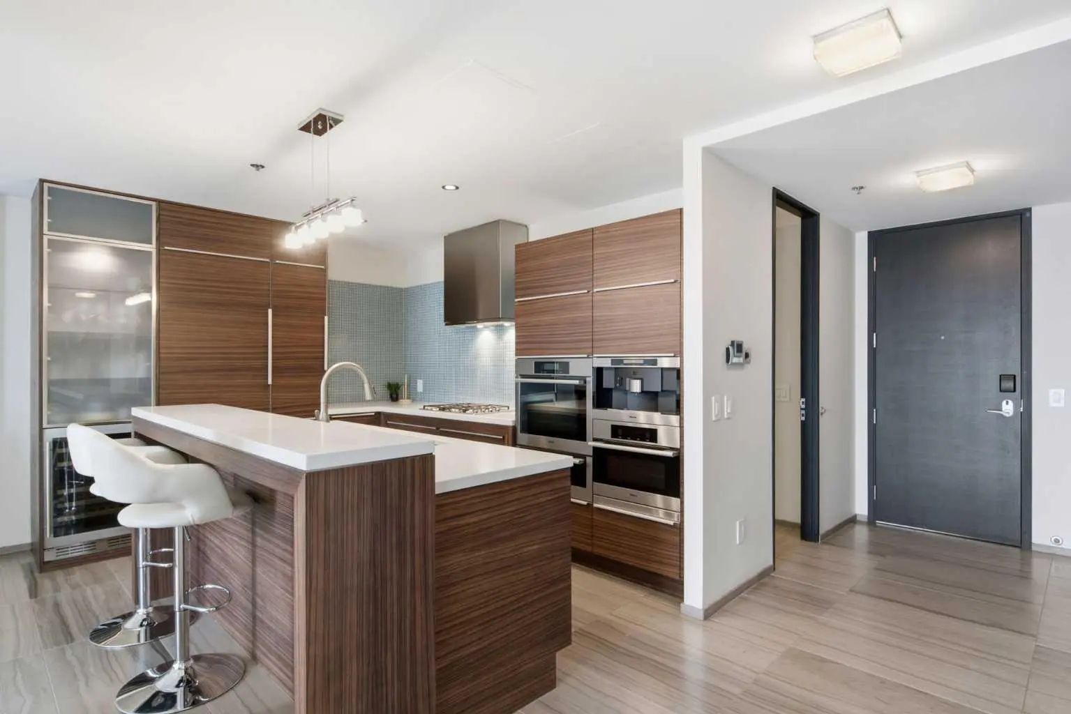 1702 108 9 Avenue Southwest, Calgary – Residential Apartment Listing Photo 7