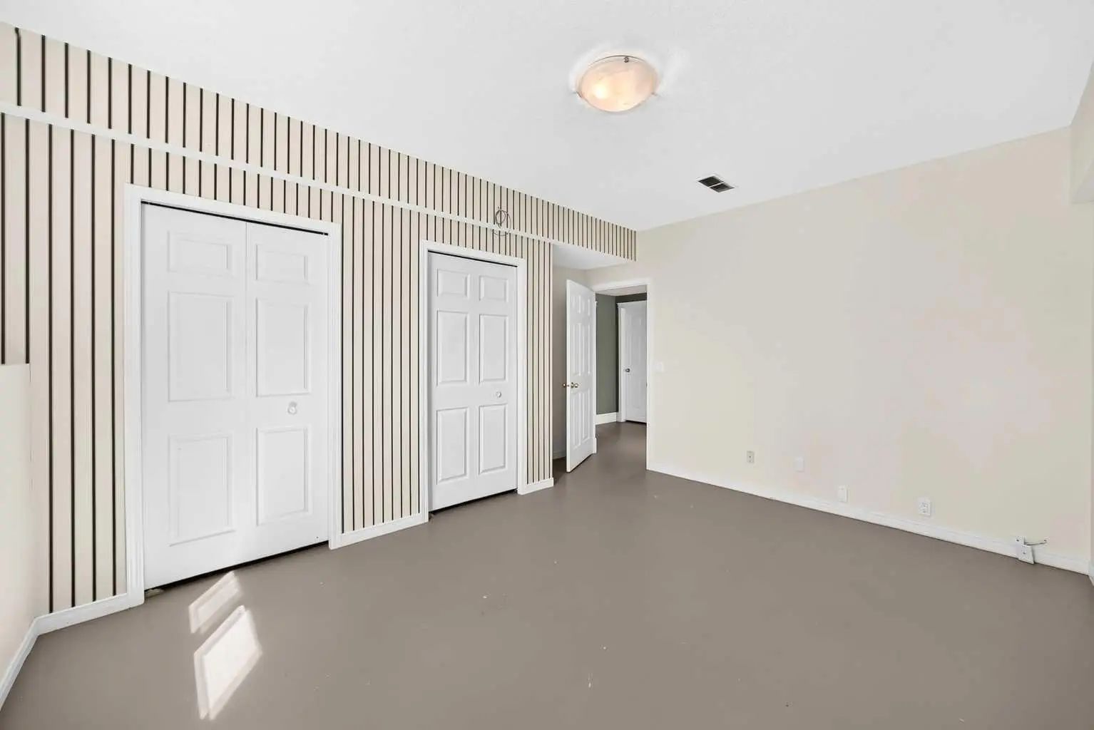 311 Royal Crest Bay Northwest, Calgary – Residential Detached Listing Photo 39