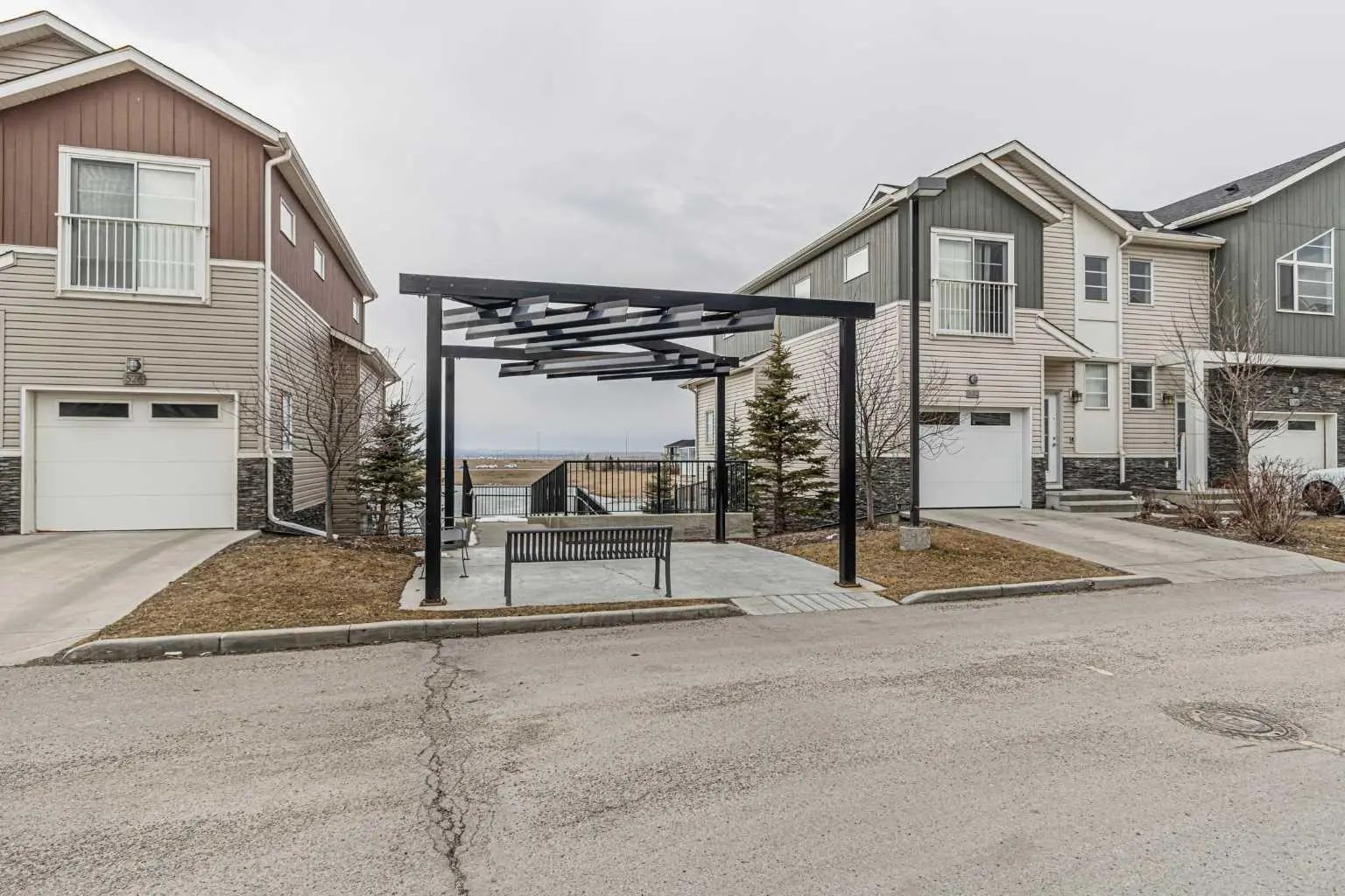 535 Redstone View Northeast, Calgary – Residential Row/Townhouse Listing Photo 24