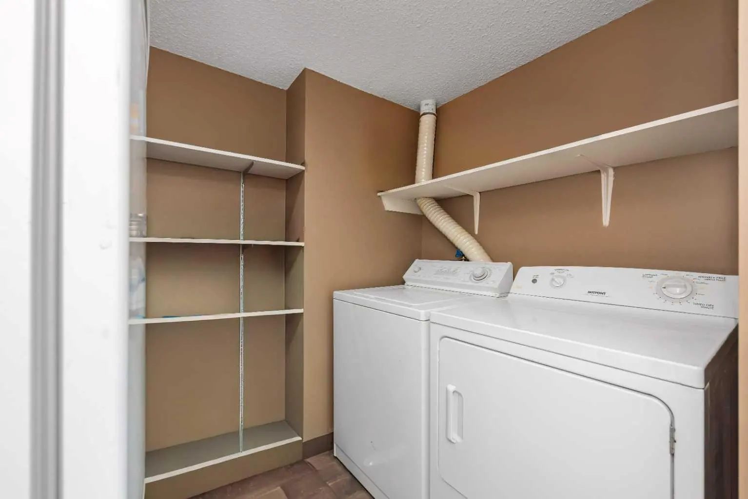 1502 1100 8 Avenue Southwest, Calgary – Residential Apartment Listing Photo 18