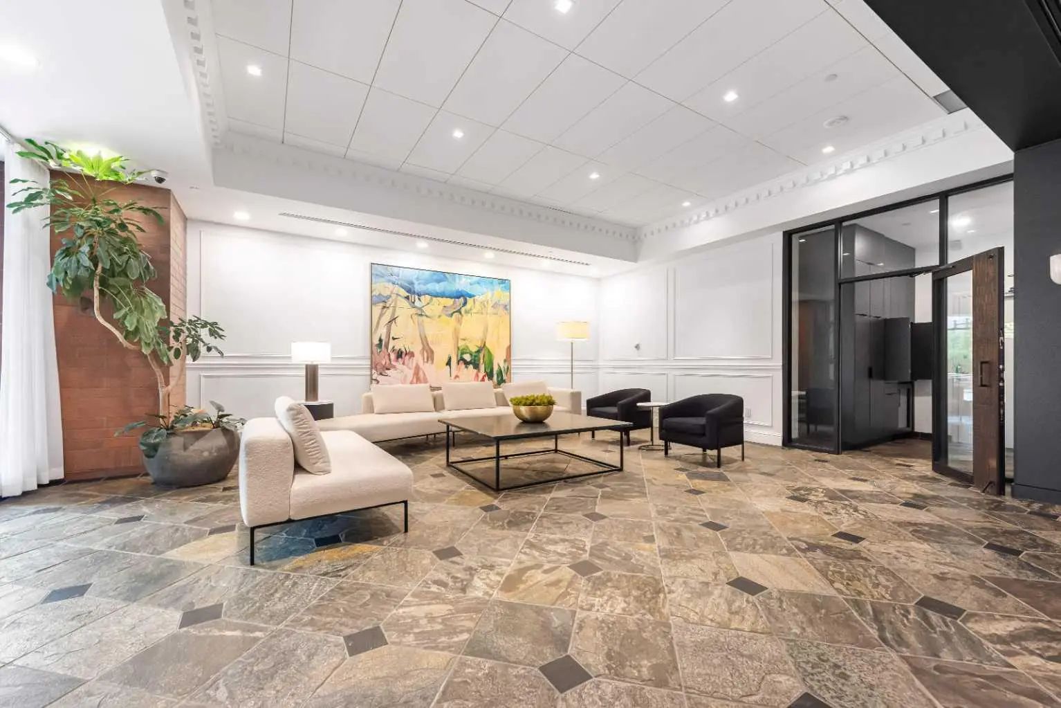 1502 1100 8 Avenue Southwest, Calgary – Residential Apartment Listing Photo 4