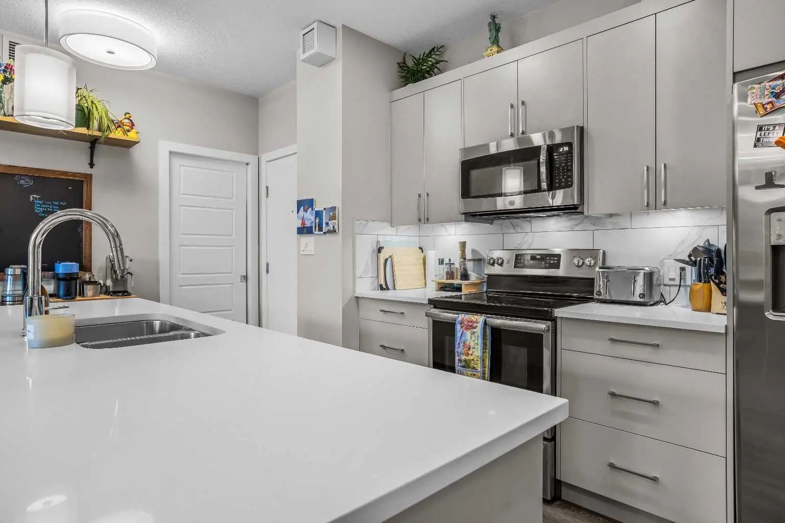 117 106 Stewart Creek Rise , Canmore – Residential Apartment Listing Photo 8