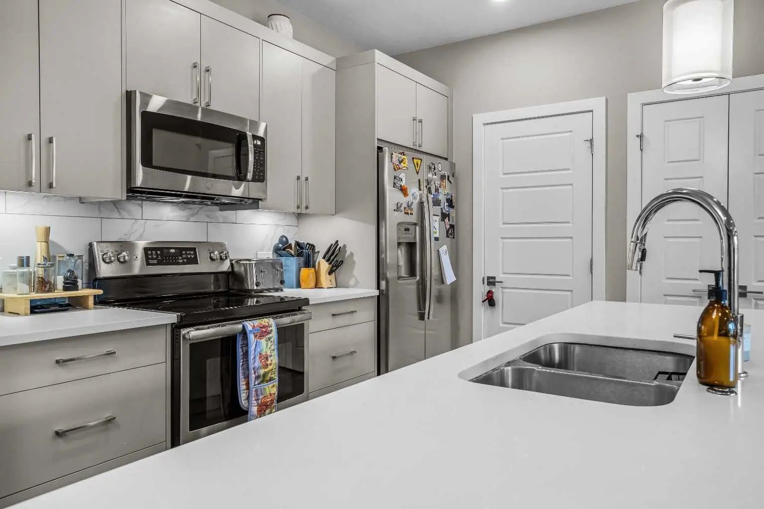 117 106 Stewart Creek Rise , Canmore – Residential Apartment Listing Photo 9