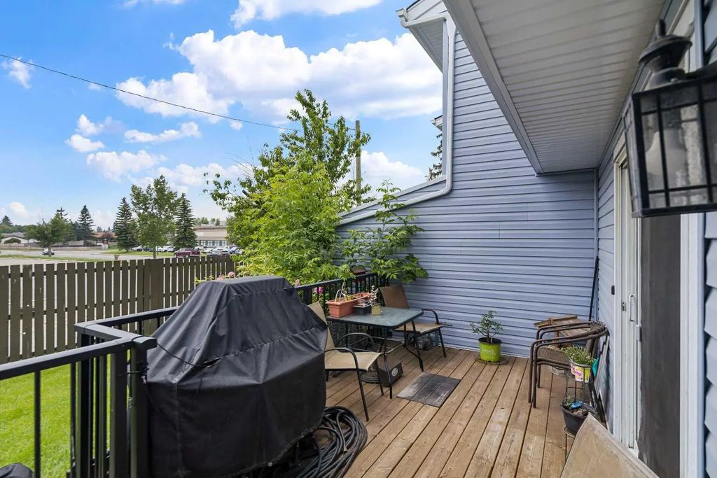 3 195 Manora Place Ne, Calgary