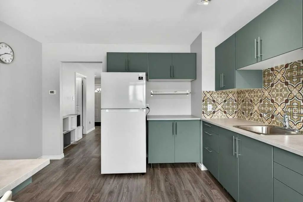 303 2211 19 Street Northeast, Calgary – Residential Row/Townhouse Listing Photo 12