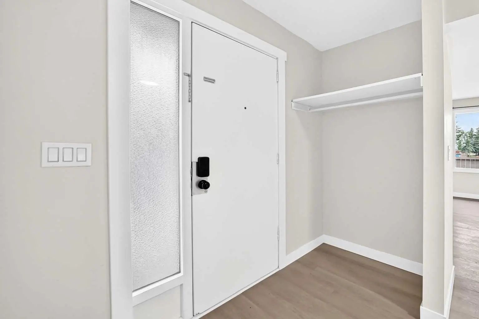 1 6408 4 Street Northeast, Calgary – Residential Row/Townhouse Listing Photo 3