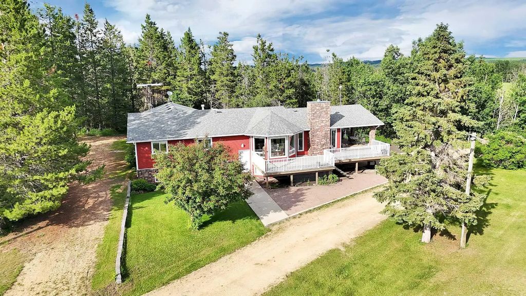 41421 Range Road 261  , Rural Lacombe County
