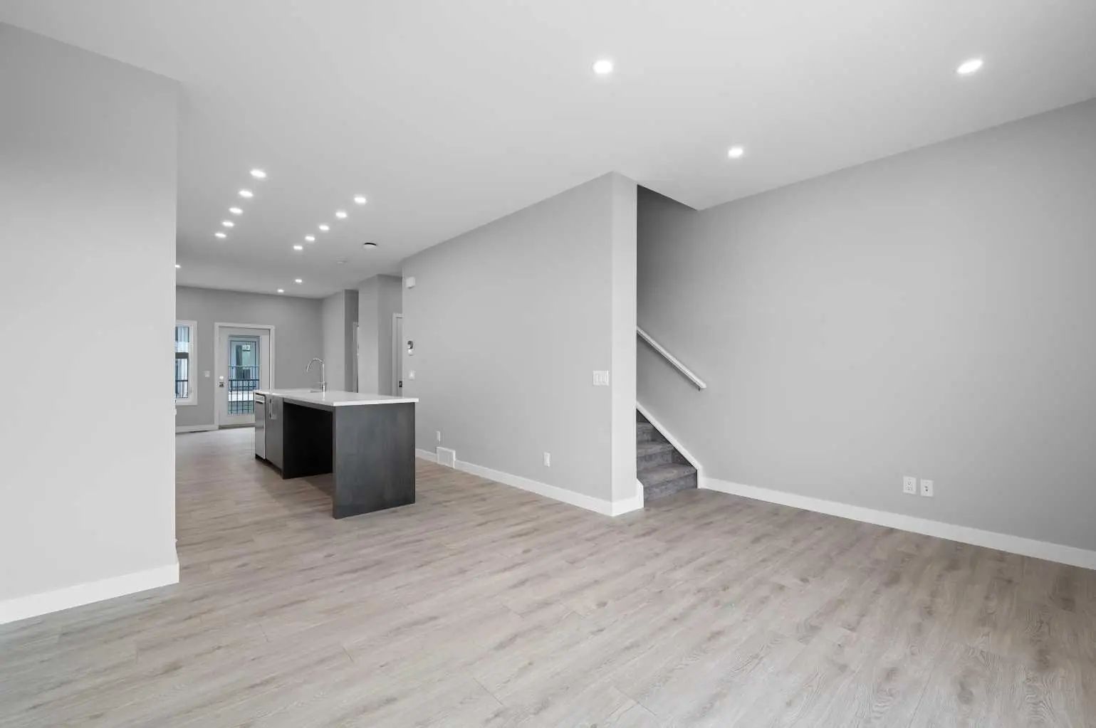 607 Mahogany Road Southeast, Calgary – Residential Row/Townhouse Listing Photo 9