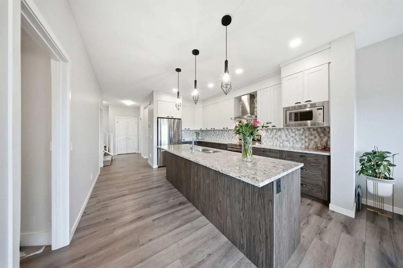 234 Carringsby Way N, Calgary – Residential Detached Listing Photo 8