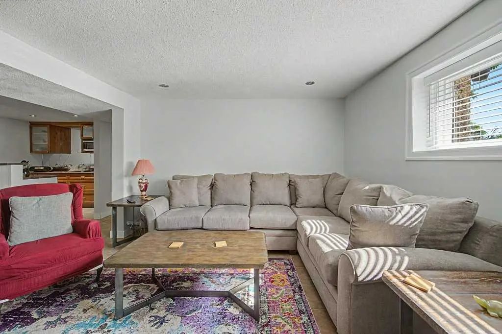 623 Cantrell Place Southwest, Calgary – Residential Detached Listing Photo 18