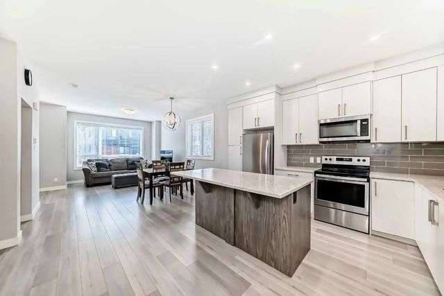 111 Redstone Crescent Ne, Calgary