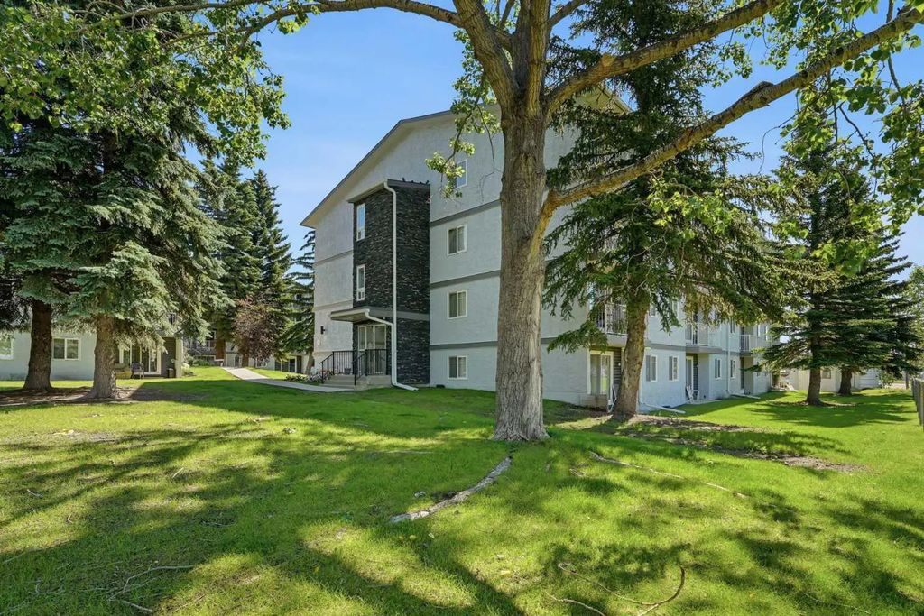 203b 5601 Dalton Drive Nw, Calgary