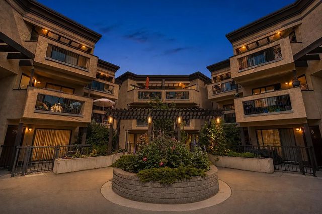 21 712 4 Street Ne, Calgary