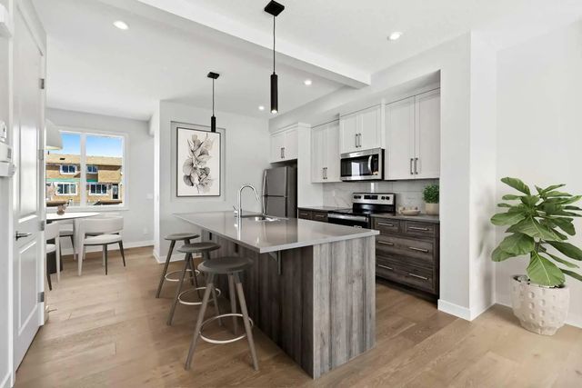 279 Waterford Heights , Chestermere