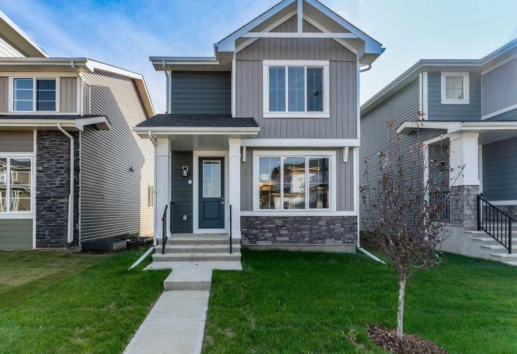 279 Waterford Heights , Chestermere
