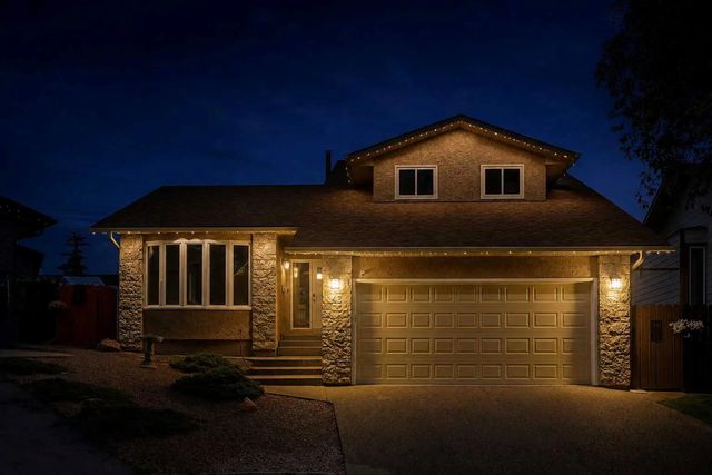 43 Beaconsfield Place Nw, Calgary