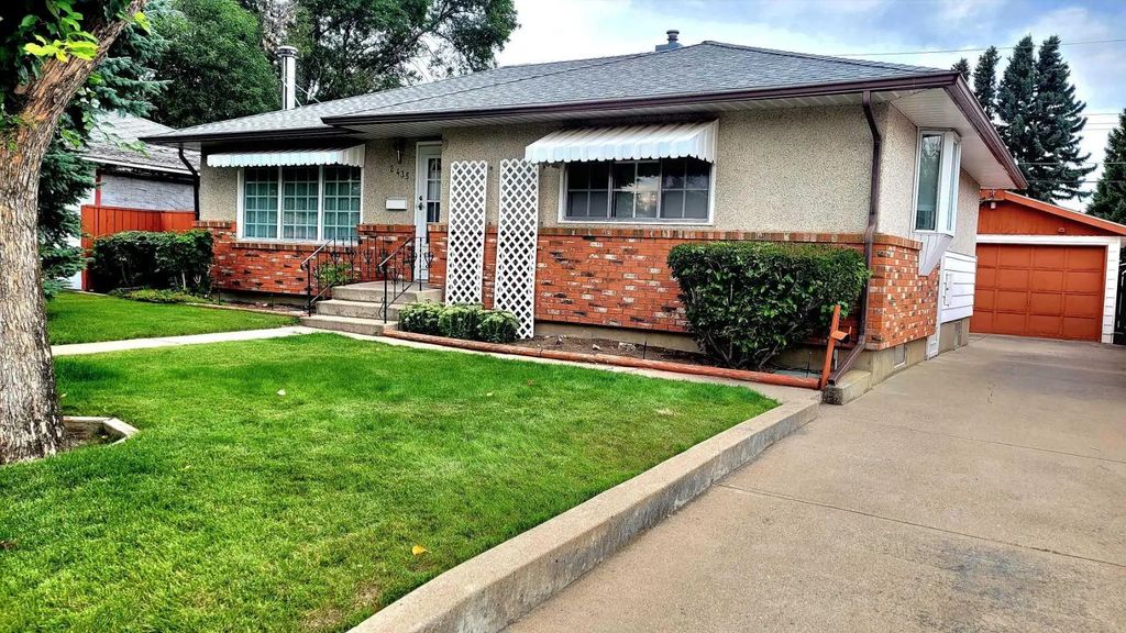 2435 7 Avenue N, Lethbridge