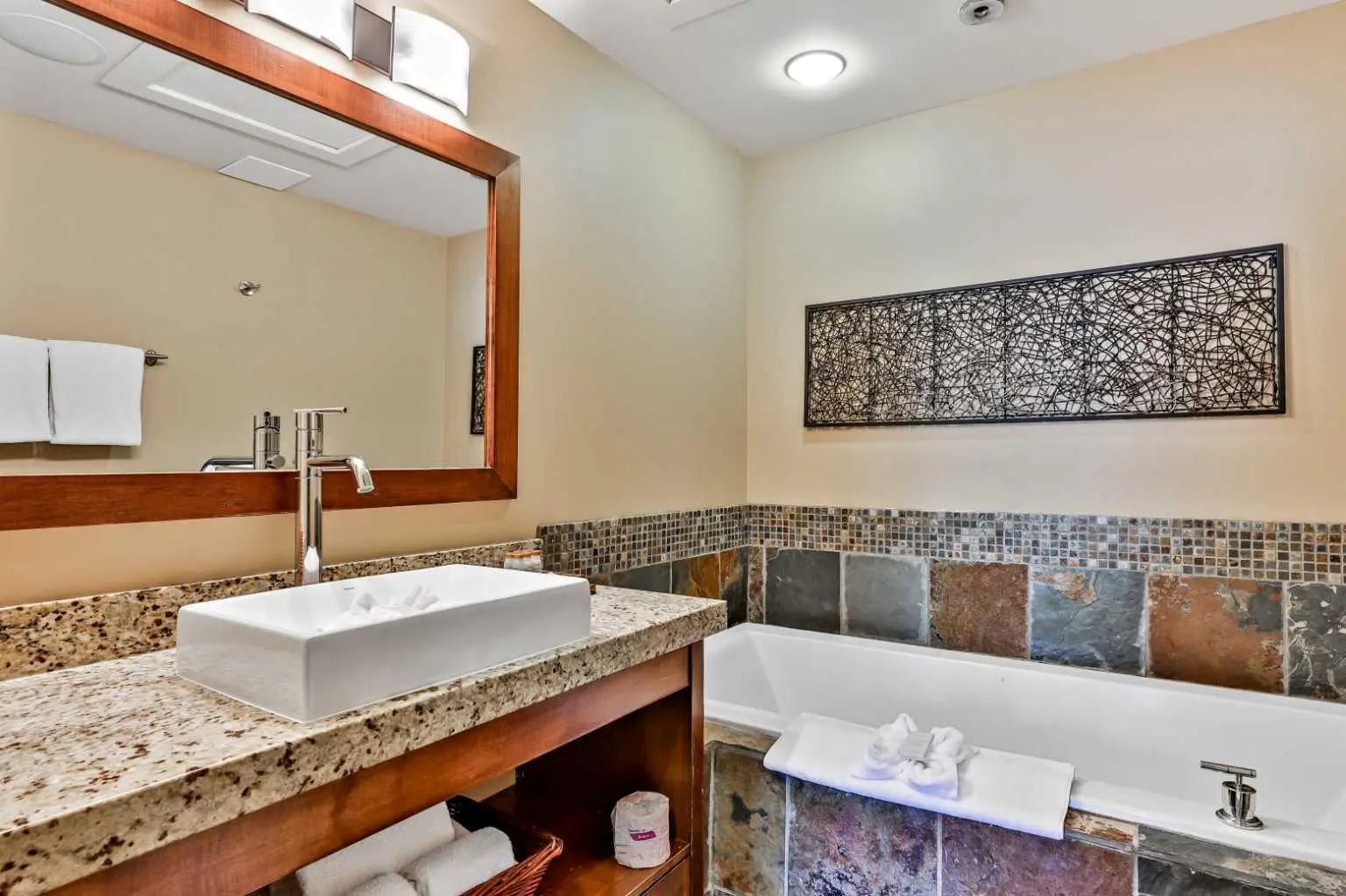 319c 1818 Mountain Avenue , Canmore – Residential Apartment Listing Photo 11