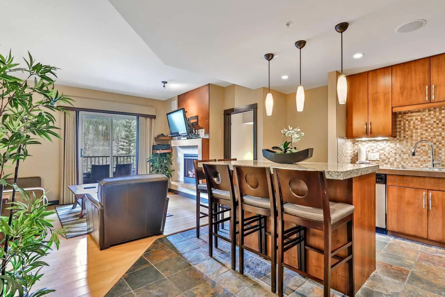 319c 1818 Mountain Avenue , Canmore – Residential Apartment Listing Photo 3