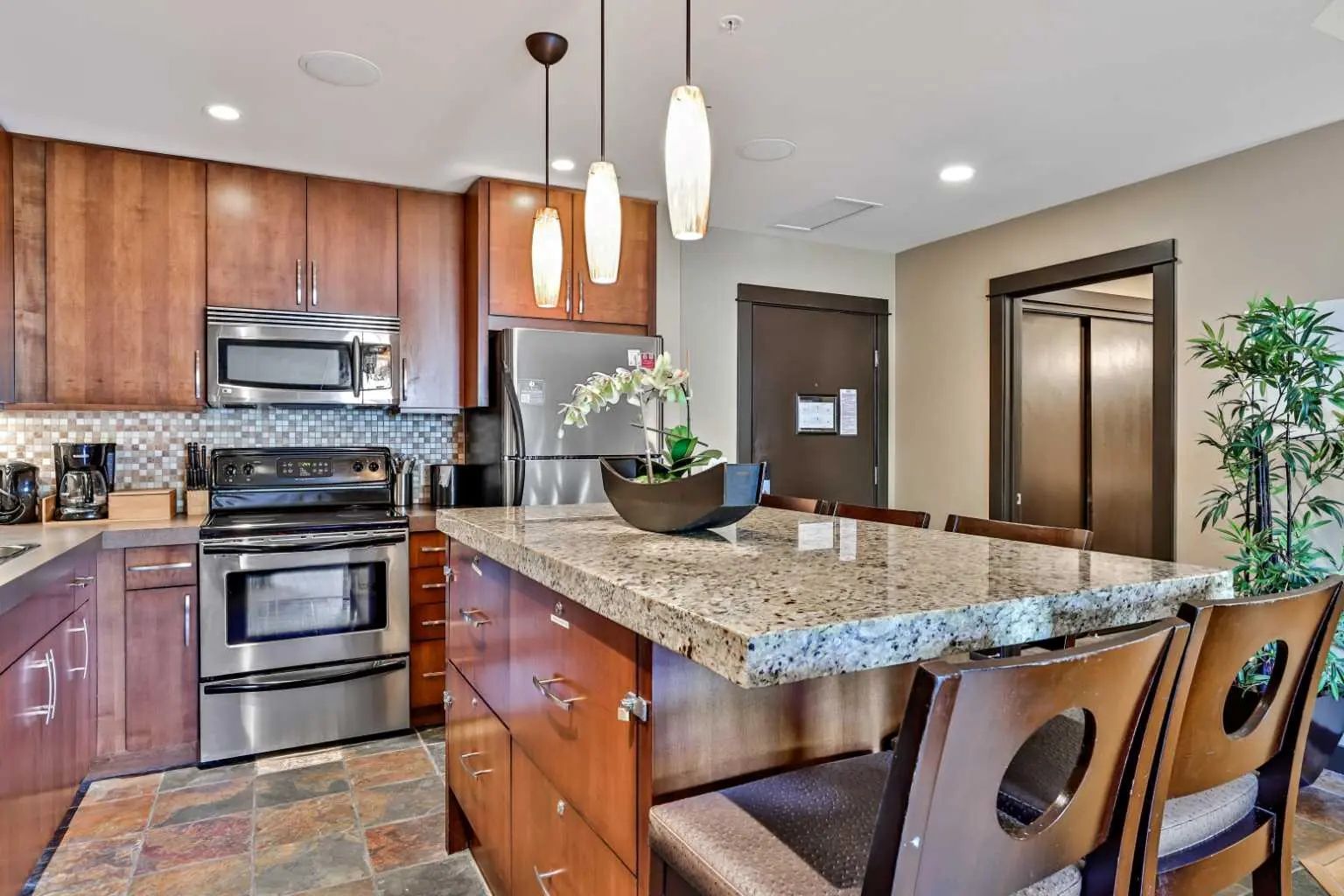 319c 1818 Mountain Avenue , Canmore – Residential Apartment Listing Photo 5