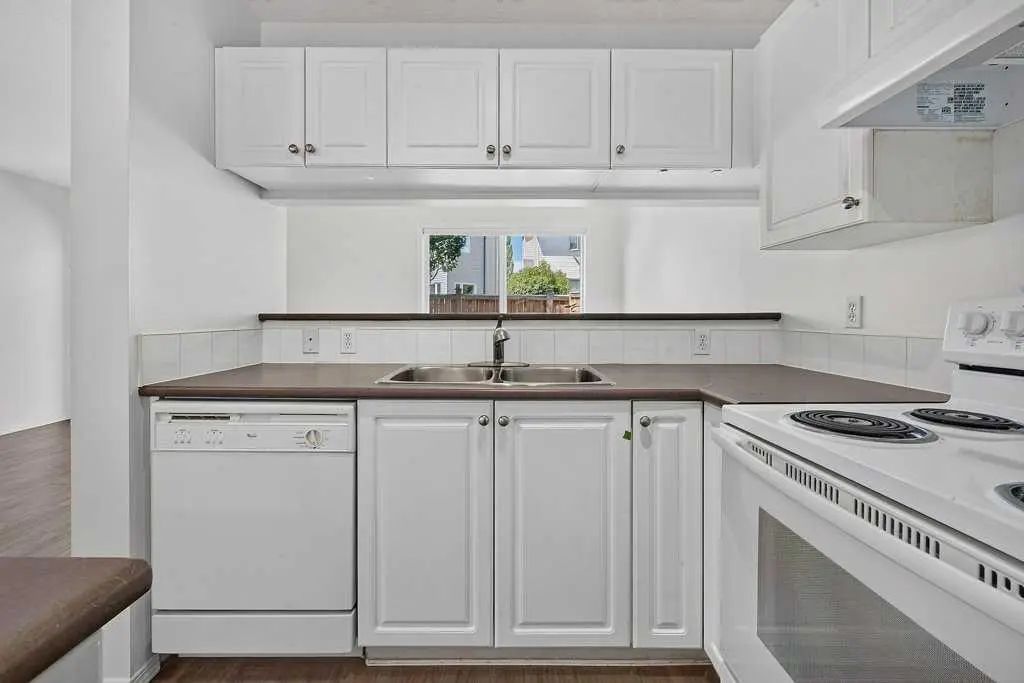 39 Citadel Point Northwest, Calgary – Residential Row/Townhouse Listing Photo 11