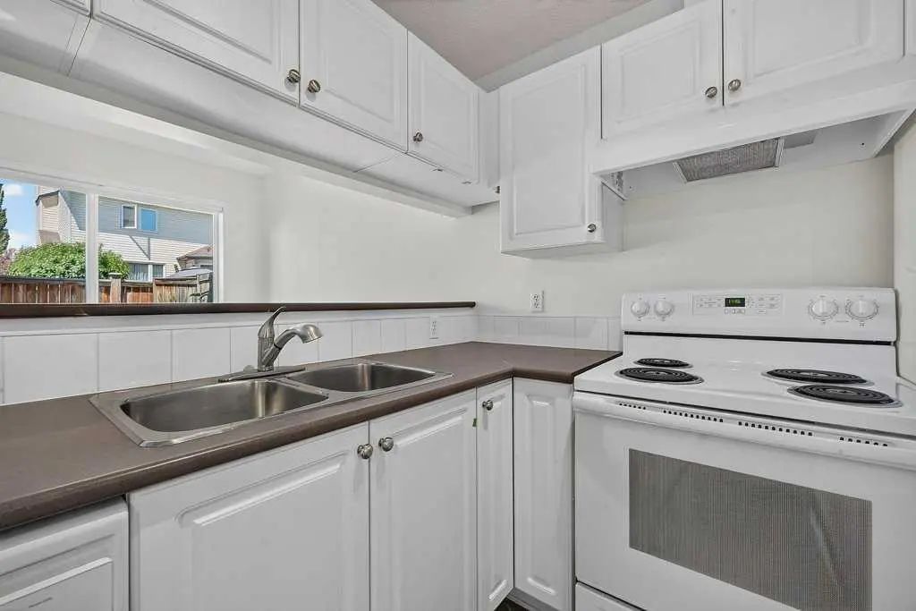 39 Citadel Point Northwest, Calgary – Residential Row/Townhouse Listing Photo 13