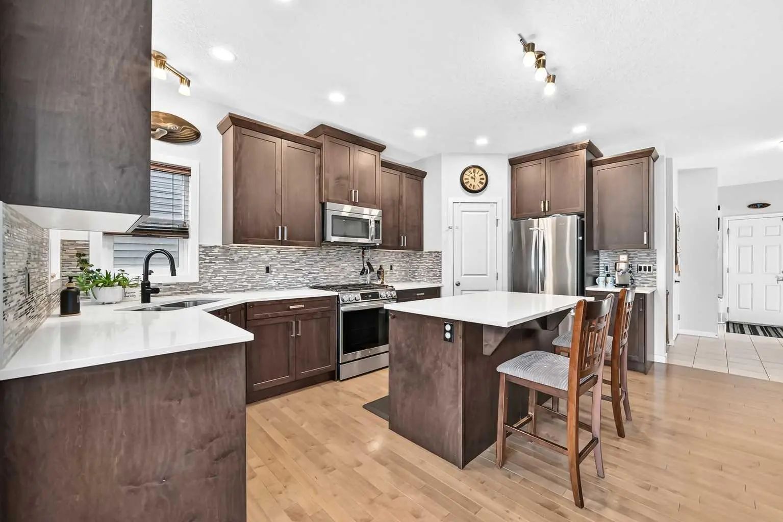 16 Sunrise Crescent , Cochrane – Residential Detached Listing Photo 10