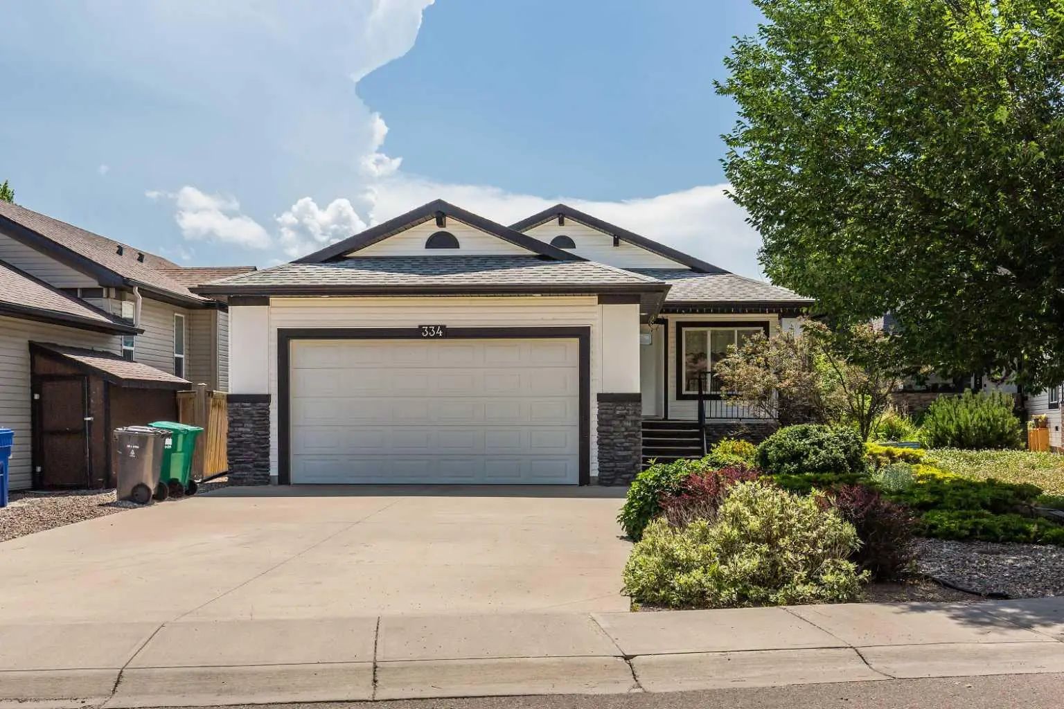 334 Mt Sunburst Way W Lethbridge Alberta T1K 3J9 Sunridge Details