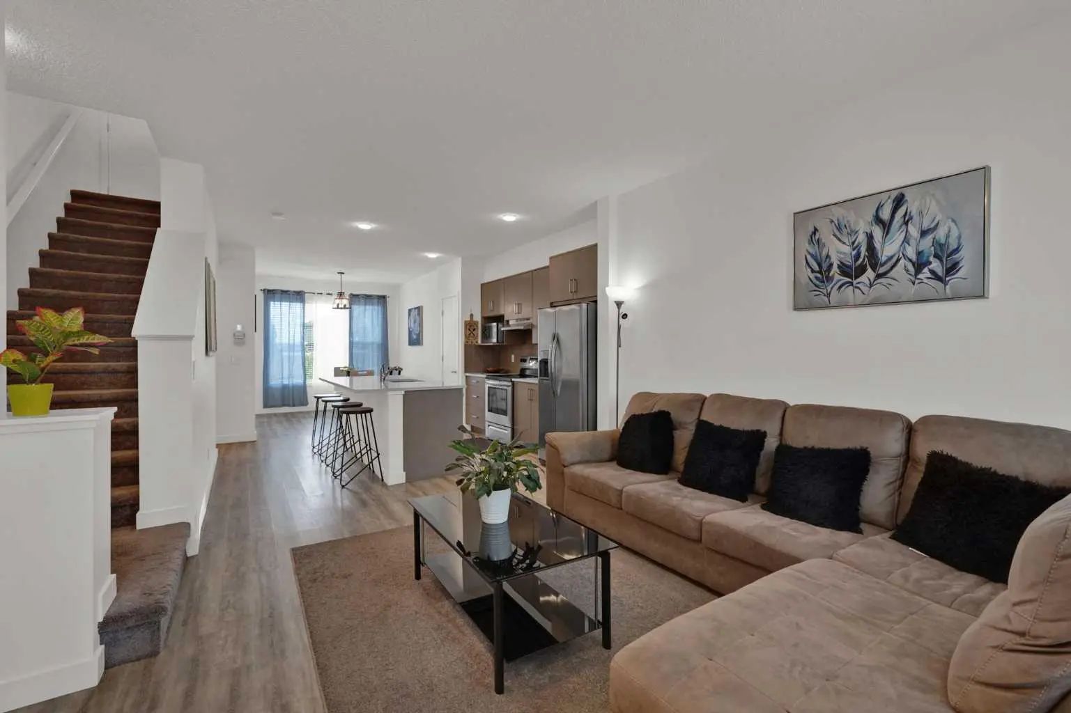 71 Savanna Park Northeast, Calgary – Residential Row/Townhouse Listing Photo 4