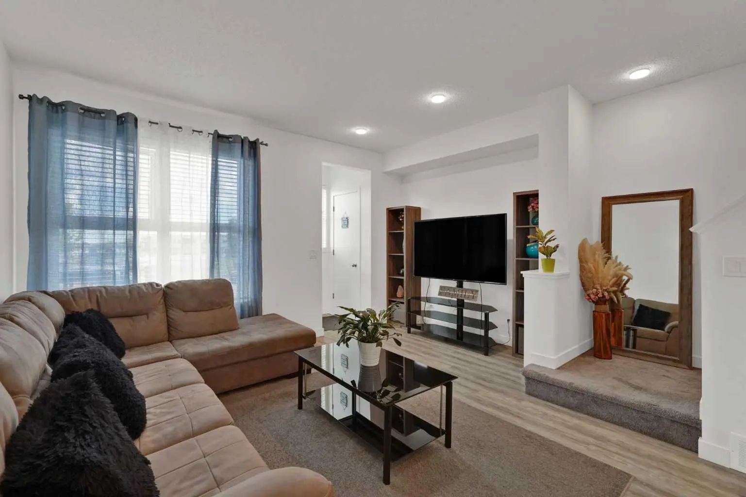 71 Savanna Park Northeast, Calgary – Residential Row/Townhouse Listing Photo 5