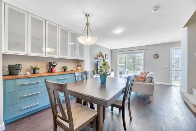 2520 Eversyde Avenue Sw, Calgary