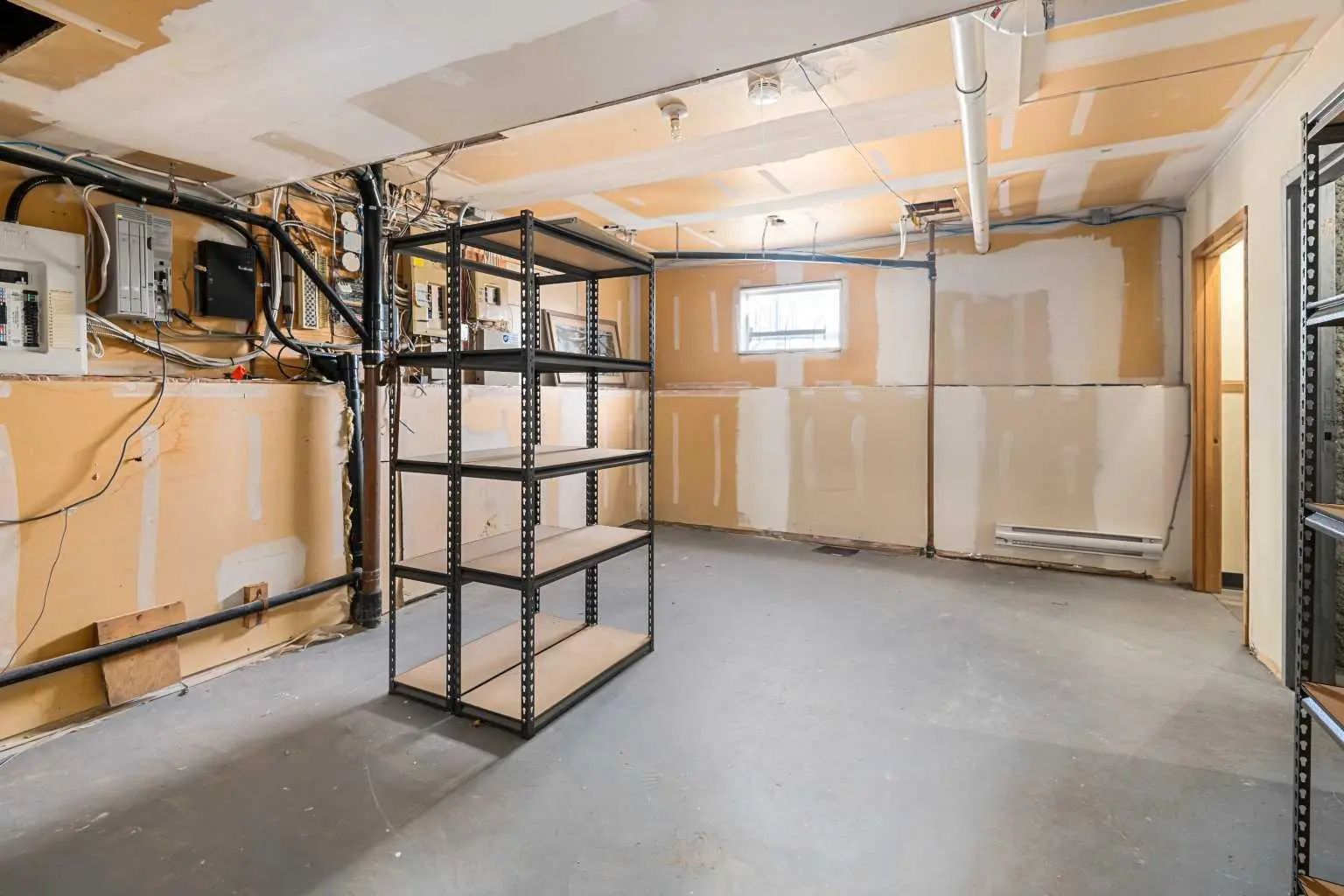 101 117 East Lake Crescent Northeast, Airdrie – Commercial Mixed Use Listing Photo 26