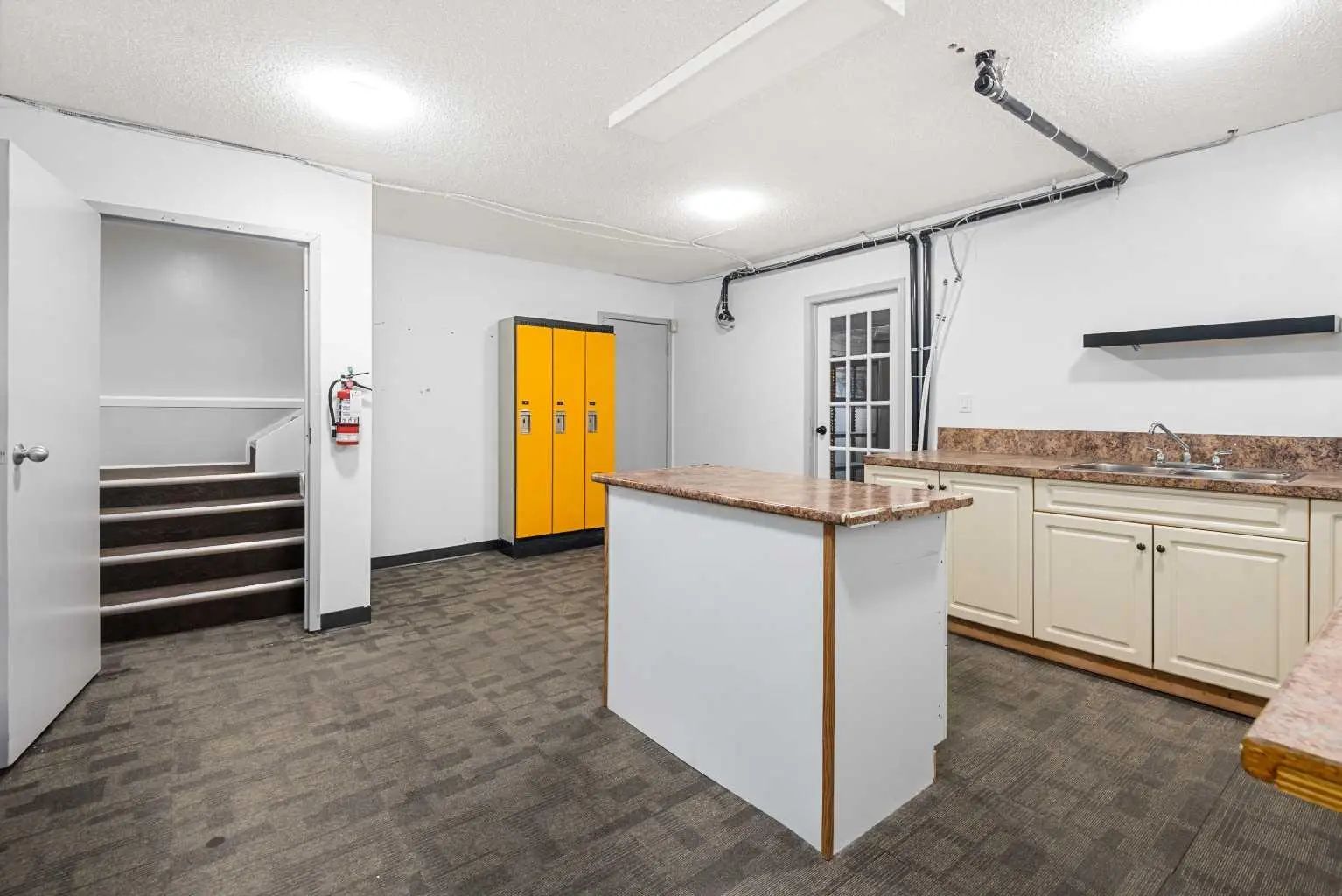 101 117 East Lake Crescent Northeast, Airdrie – Commercial Mixed Use Listing Photo 29